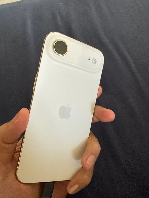 Apple iPhone Air